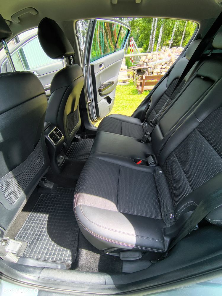 Kia Sportage 1.6 T-GDI Black Edition 2WD DCT - 13