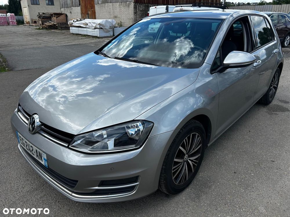 Volkswagen Golf 1.6 TDI BlueMotion Comfortline - 2