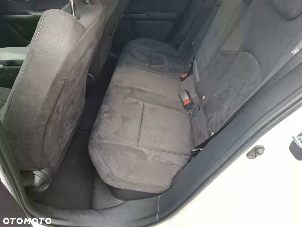 Lexus UX 250h GPF Business 2WD - 15