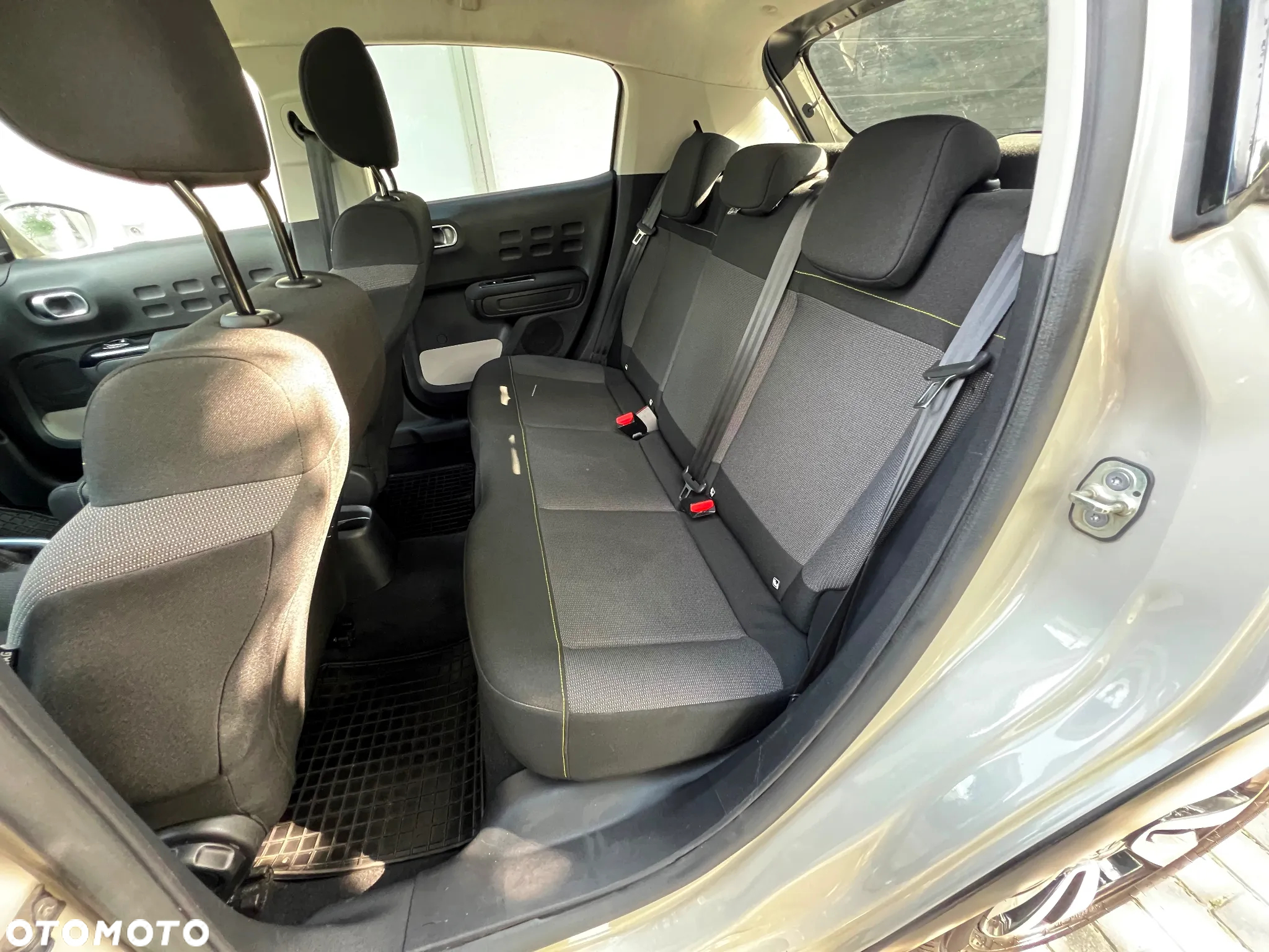 Citroën C3 1.2 PureTech Shine S&S EAT6 - 22
