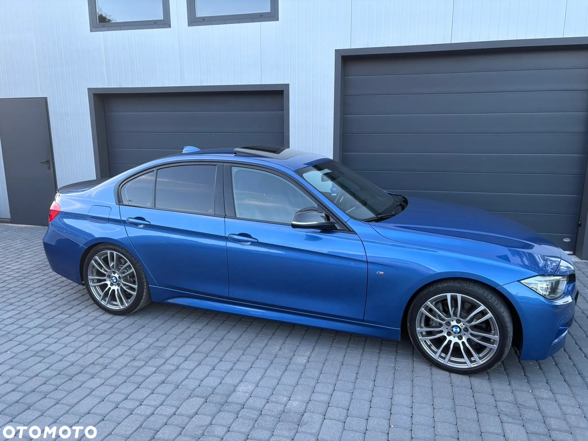 BMW Seria 3 335i xDrive M Sport - 9