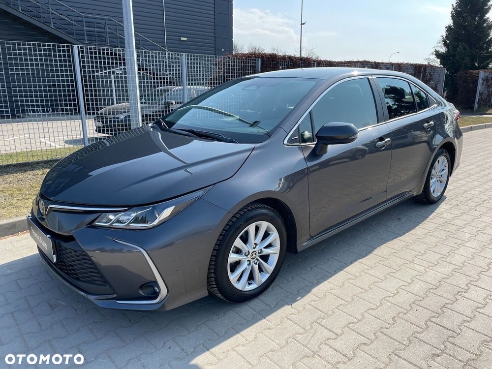 Toyota Corolla 1.8 Hybrid Comfort - 18