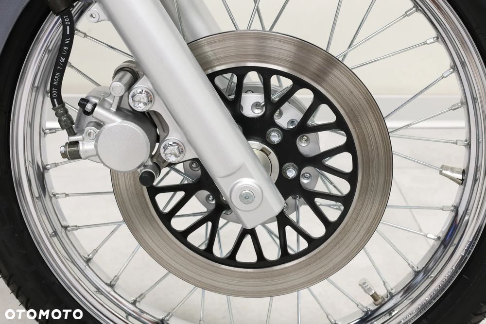 Suzuki Intruder - 31
