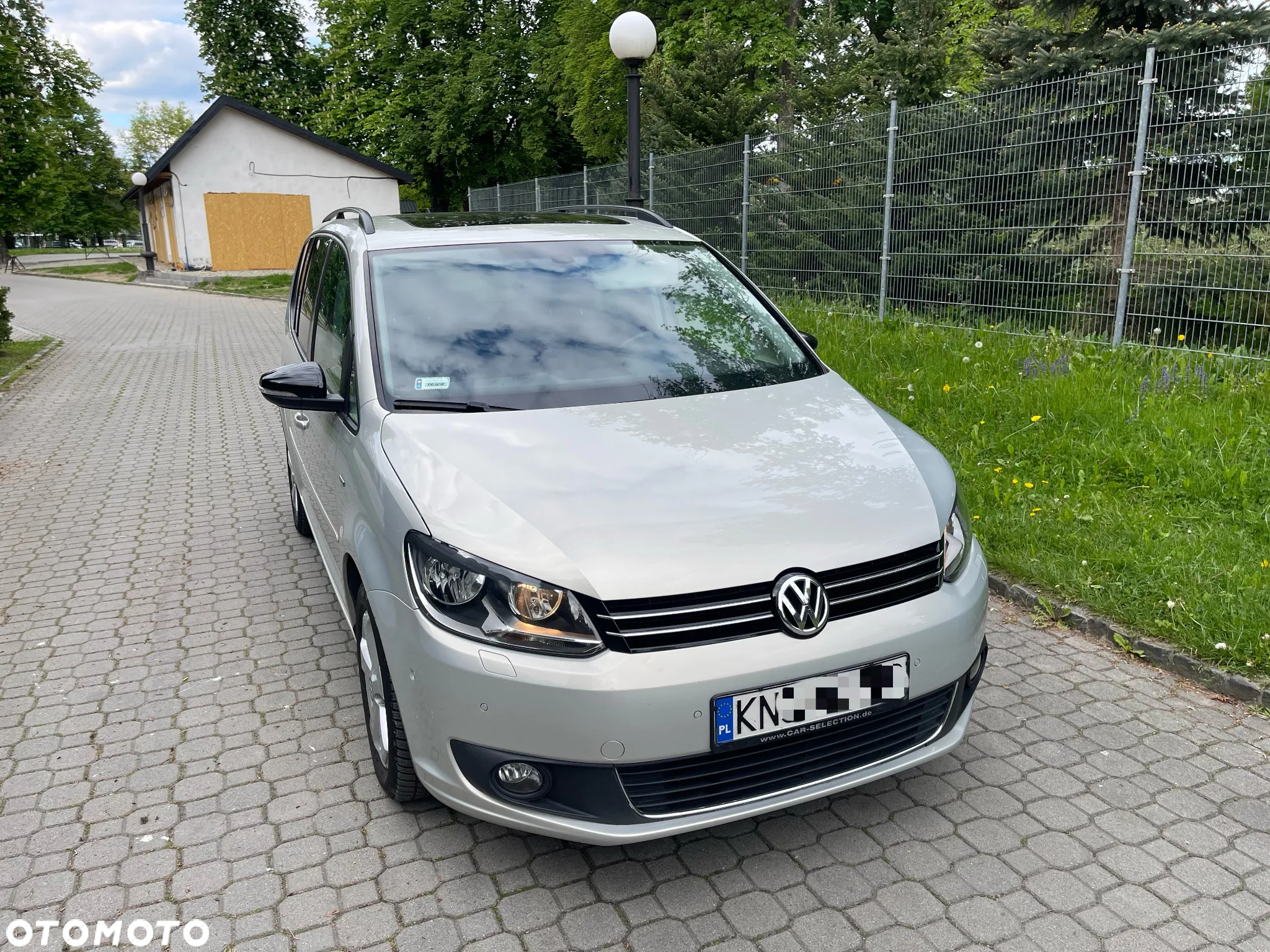 Volkswagen Touran 2.0 TDI DPF Highline DSG - 11