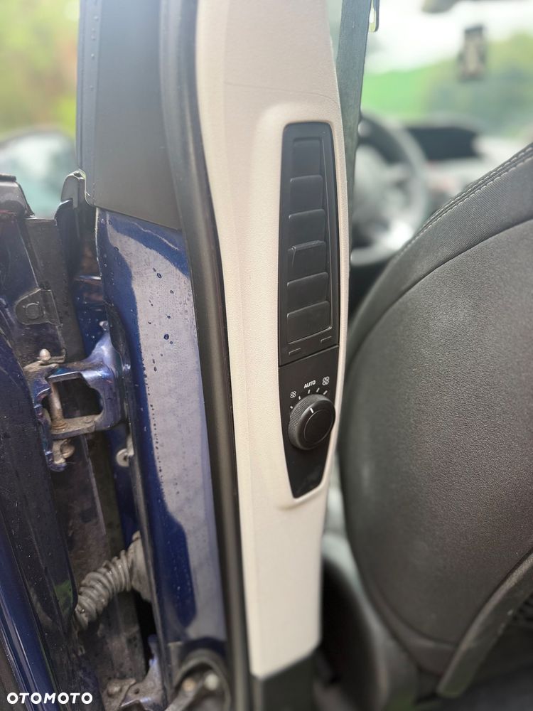 Citroën C4 Grand Picasso 1.8i SX - 23