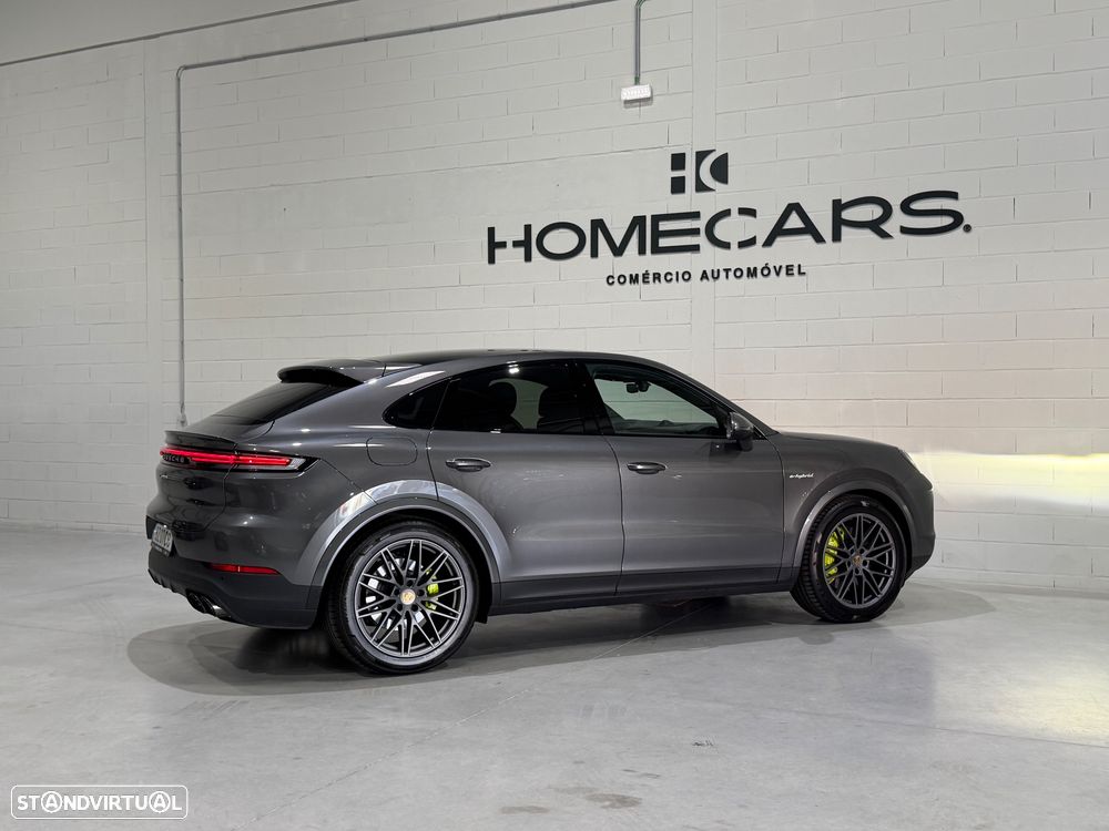 Porsche Cayenne Coupé E-Hybrid - 10