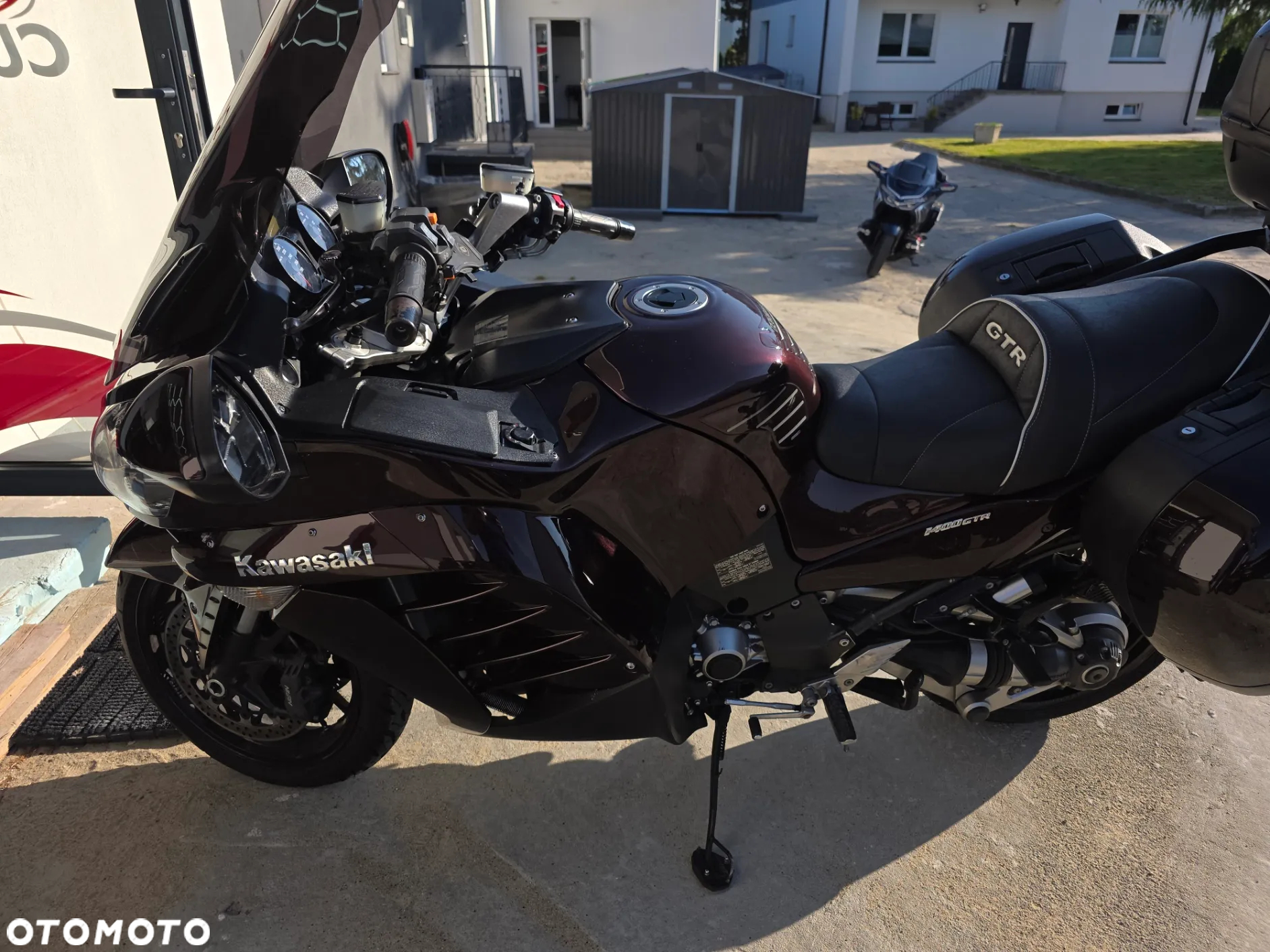 Kawasaki GTR - 21