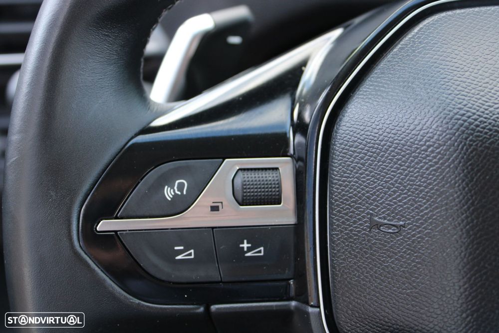 Peugeot 3008 1.6 Hybrid Allure Pack e-EAT8 - 10