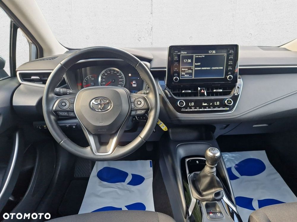Toyota Corolla - 18