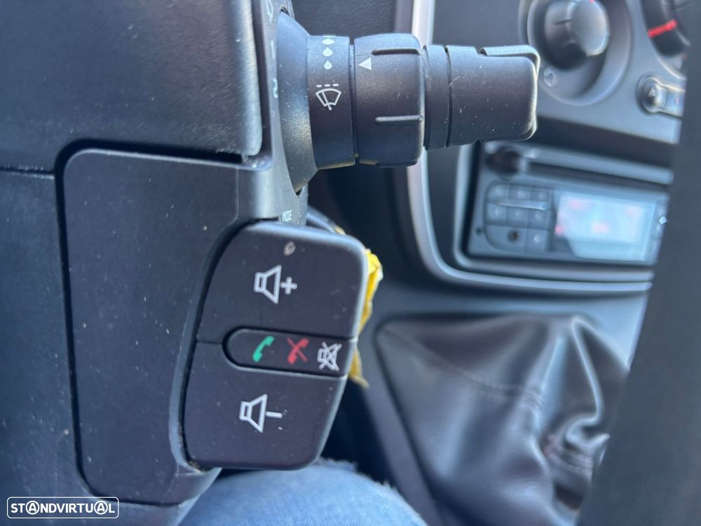 Renault Kangoo 1.5 dCI 95cv - FRIO / FRIGORÍFICO - 29