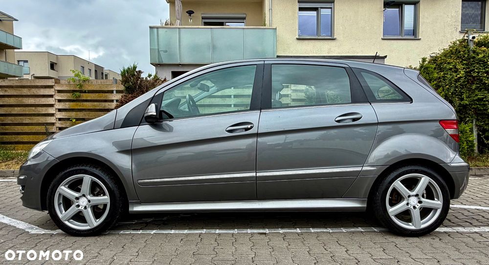 Mercedes-Benz Klasa B 200 Turbo SPORT EDITION - 10