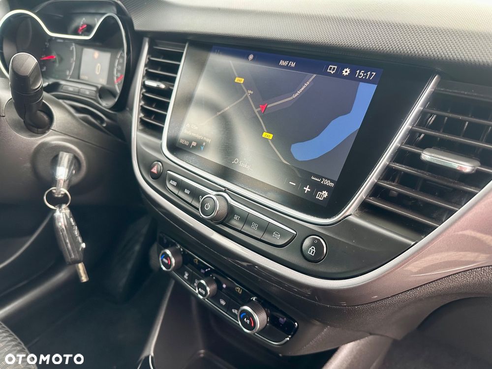 Opel Crossland X - 12