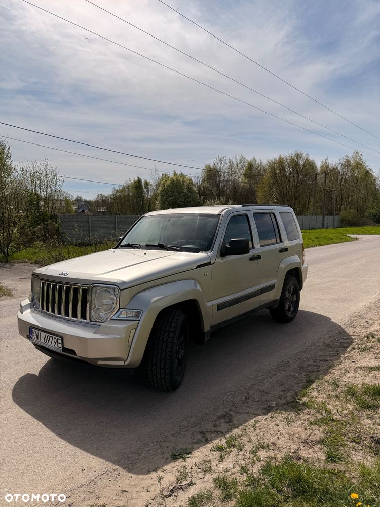 Jeep Cherokee - 21