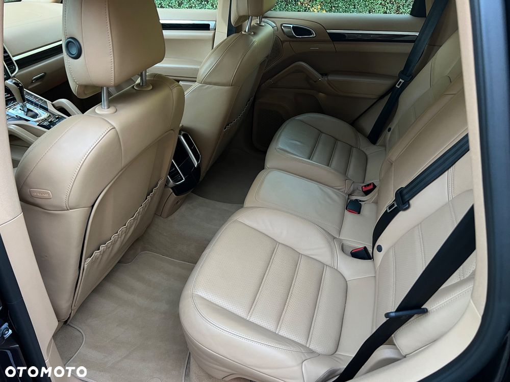 Porsche Cayenne S Diesel - 26