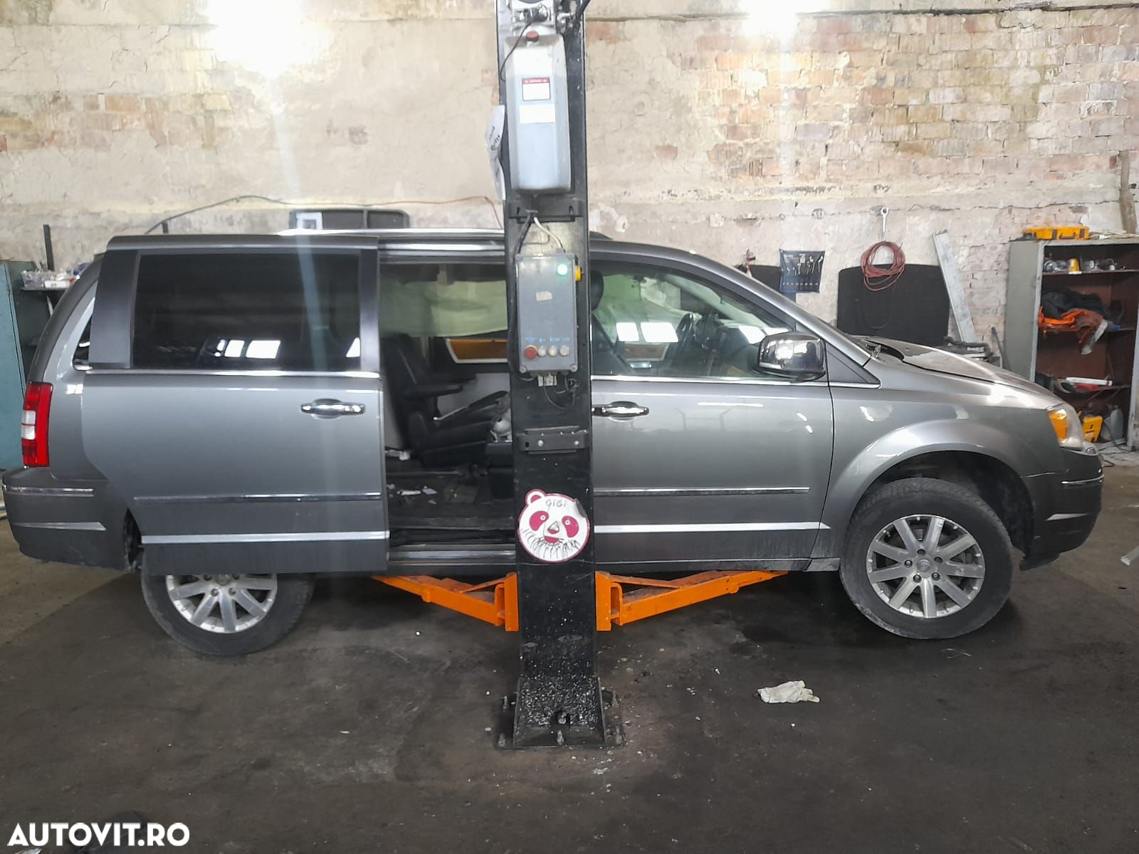 Boxa difuzor 05081669ab Chrysler Voyager 5 [2007 - 2011] 2.8 crdi vm6 - 7