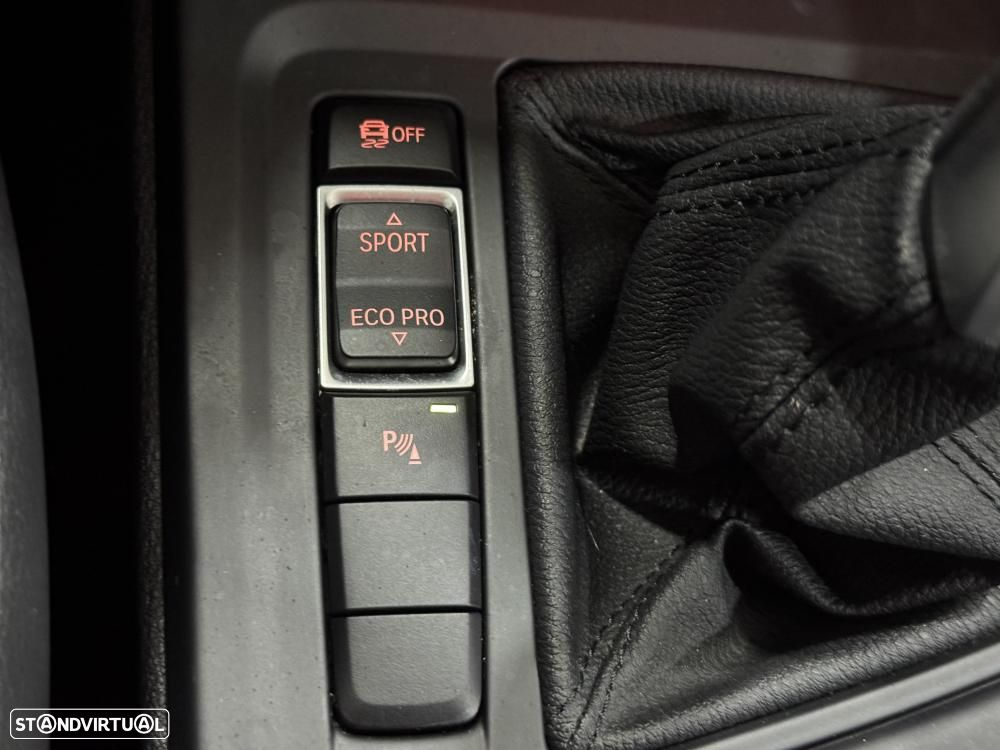 BMW X1 16 d sDrive Advantage - 36