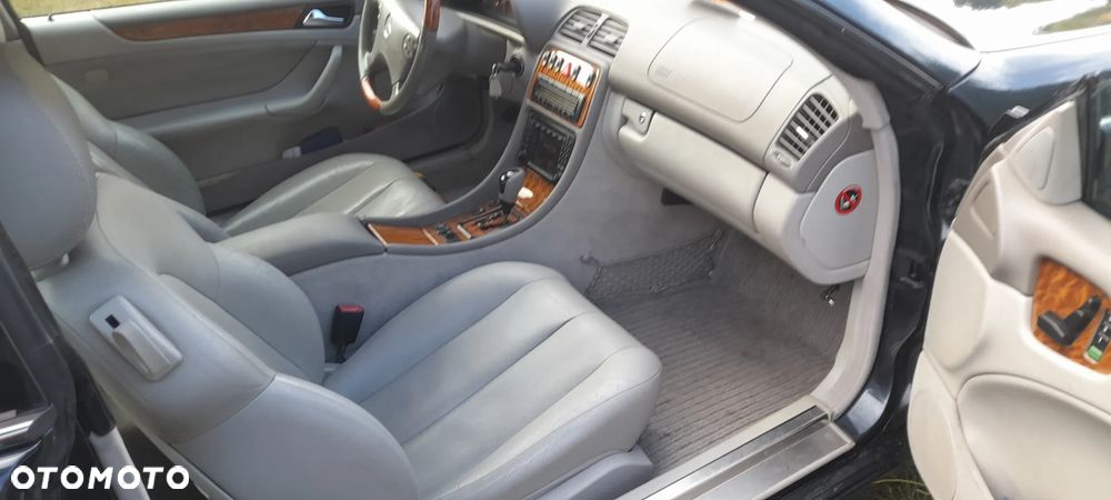 Mercedes-Benz CLK - 5