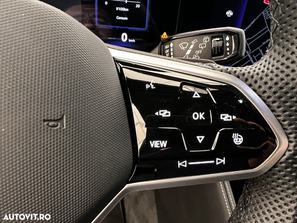 Volkswagen Touareg - 18