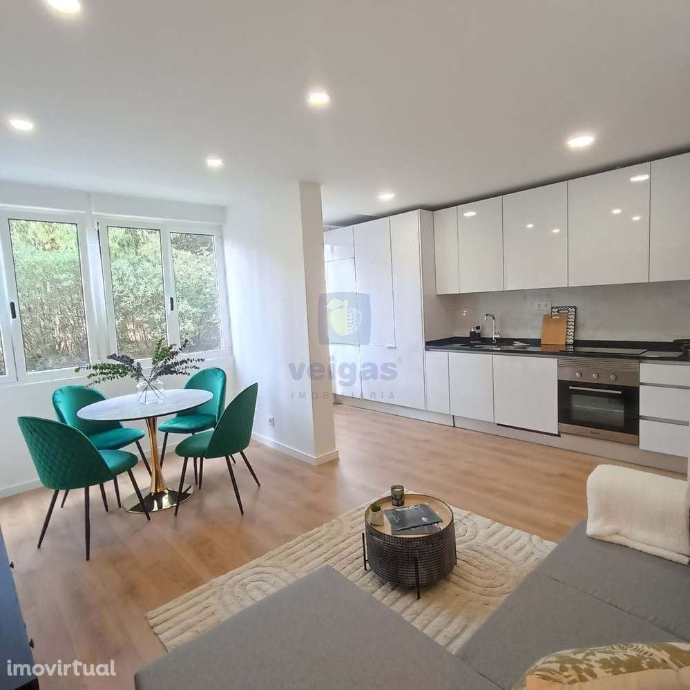 Apartamento T3 totalmente remodelado em Benfica - Grande imagem: 5/15