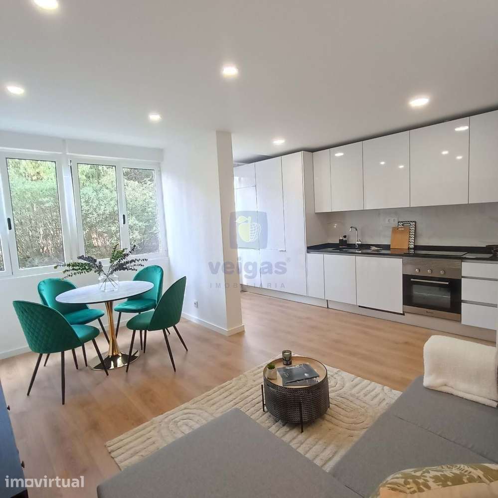 Apartamento T3 totalmente remodelado em Benfica - Grande imagem: 5/15