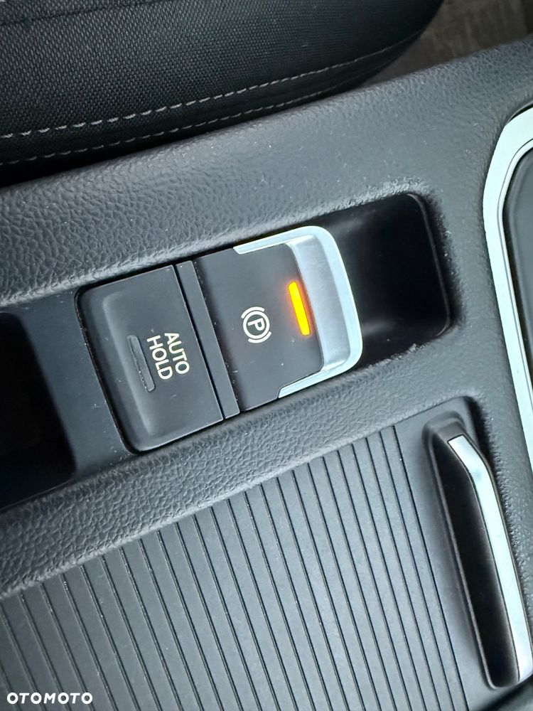 Volkswagen Passat 2.0 TDI BMT Highline DSG7 - 26