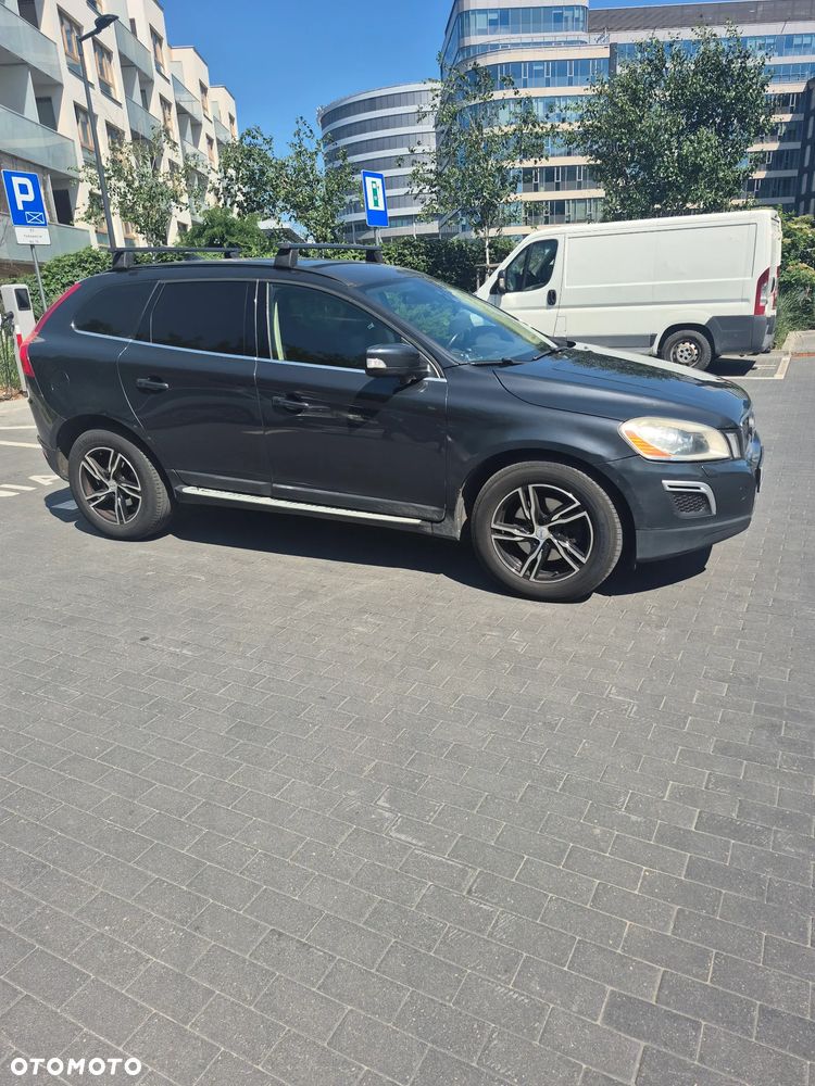 Volvo XC 60 2.4D AWD Momentum - 5