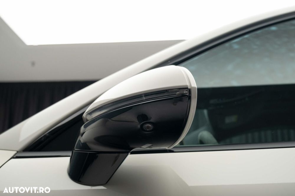 Porsche Cayenne Coupe - 7