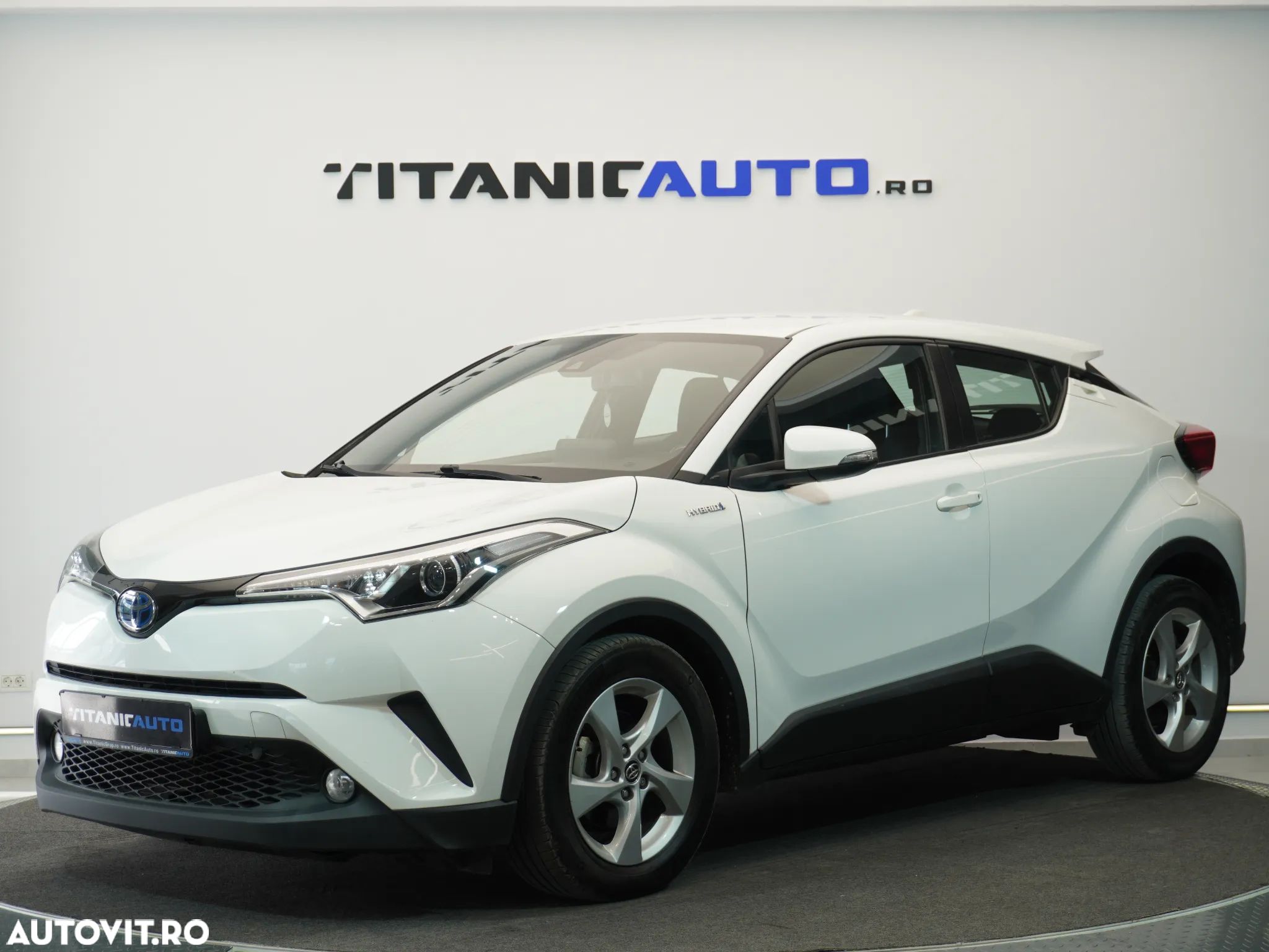 Toyota C-HR 1.8 HSD 4x2 CVT C-ult LED - 1