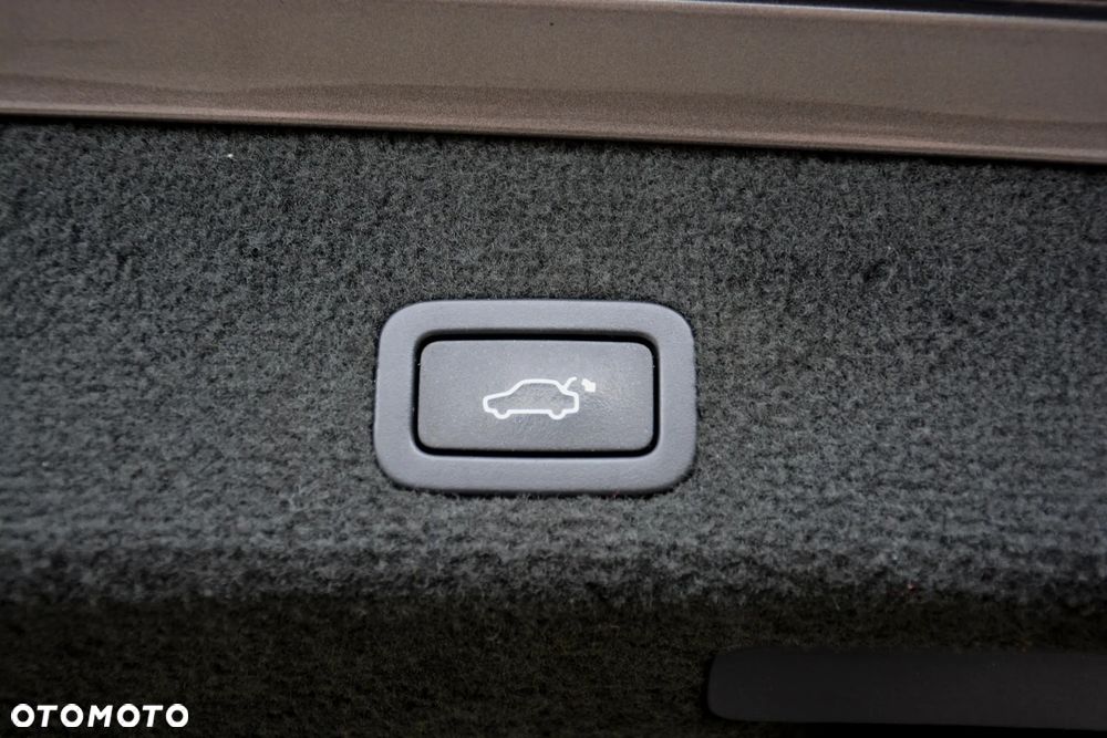 Volvo V70 2.0D Momentum - 11