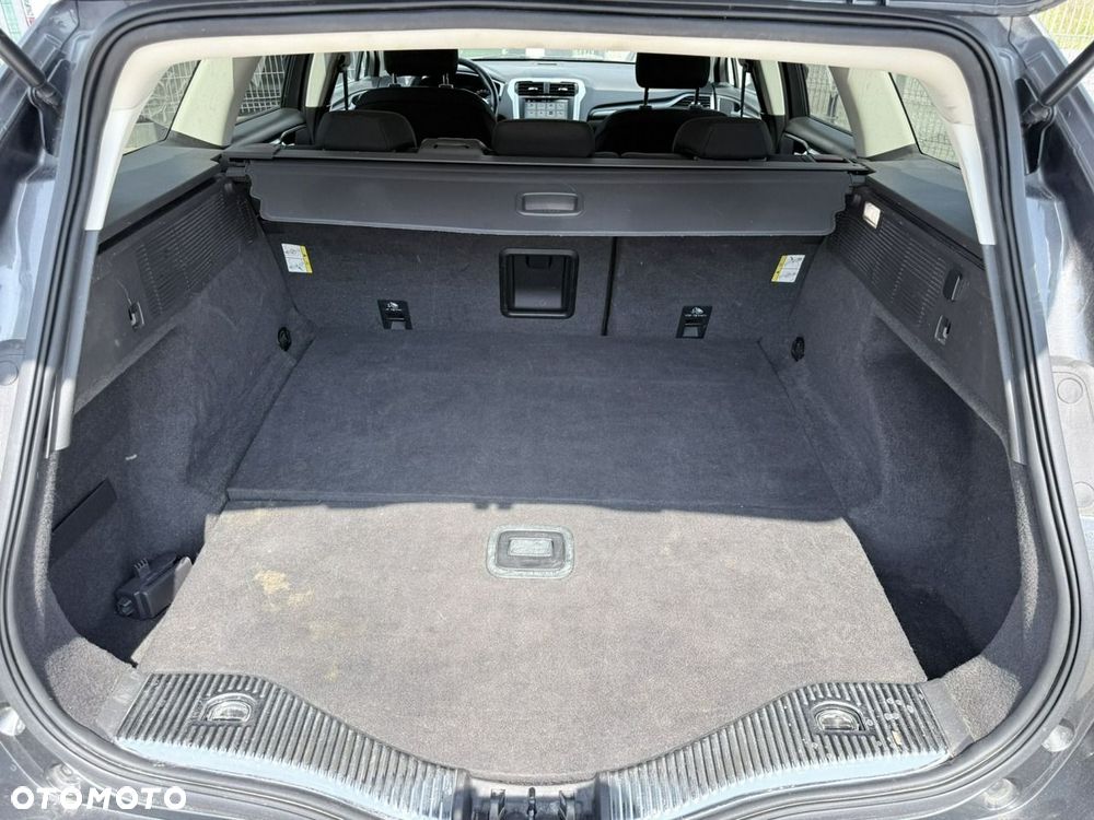 Ford Mondeo 2.0 TDCi Ambiente PowerShift - 25