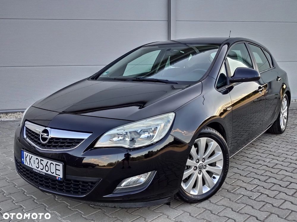 Opel Astra 1.4 Turbo Exklusiv - 1