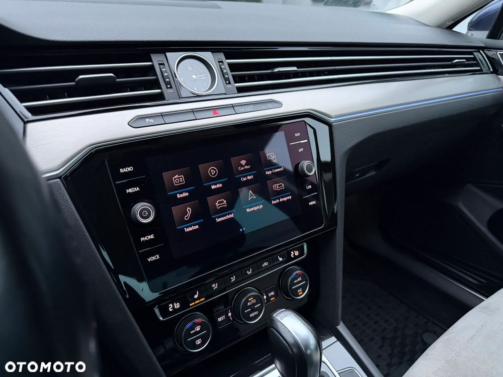 Volkswagen Passat 1.5 TSI EVO Highline DSG - 34