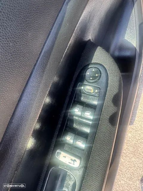 Peugeot 307 1.4 HDi Premium - 13