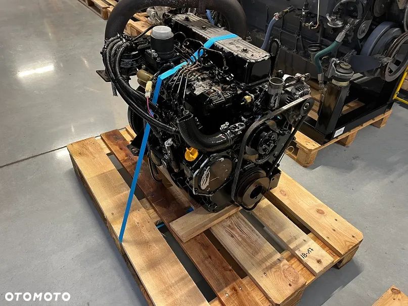 SILNIK YANMAR 4TNe98  4tnv98 - 1