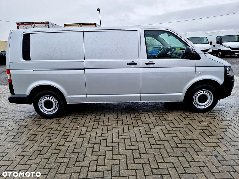 Volkswagen Transporter T5 - 4