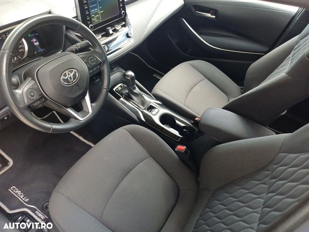 Toyota Corolla 1.8 HSD Business - 13