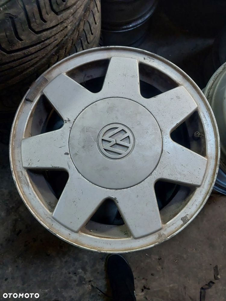 Alufelgi R14 alufelga komplet Volkswagen Golf II 2 III 3 Passat B3 B4 Corrado Vento Sirocco Polo Jetta 4x100 Oryginalne 357601025C Felgi aluminiowe 191601025P ET38 6J - 1