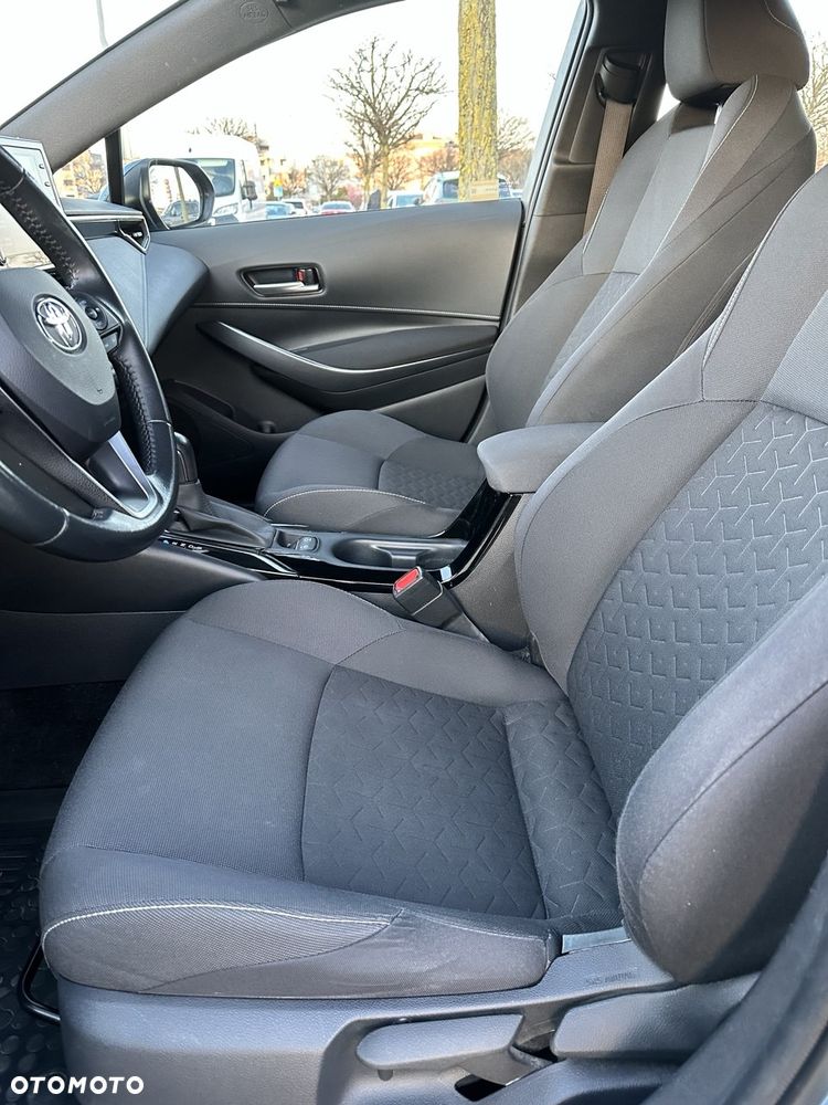 Toyota Corolla 1.8 Hybrid GPF Comfort - 16