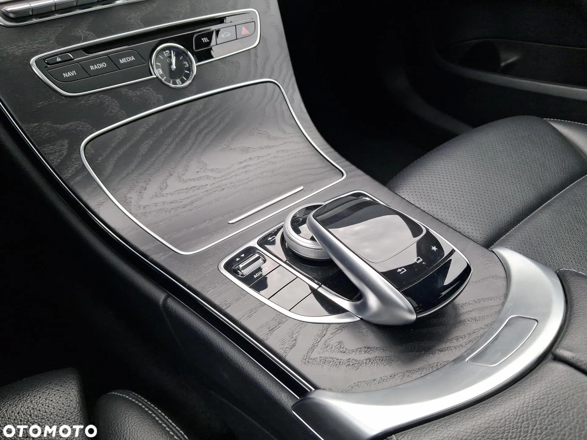 Mercedes-Benz Klasa C 300 7G-TRONIC Exclusive - 19