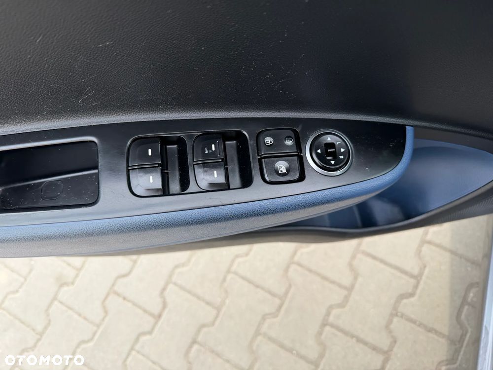 Hyundai i10 1.2 Premium - 11