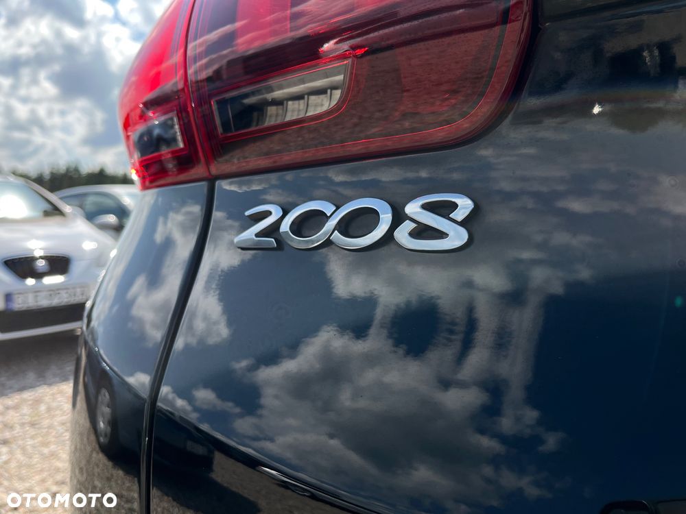Peugeot 2008 1.6 BlueHDi Style - 28