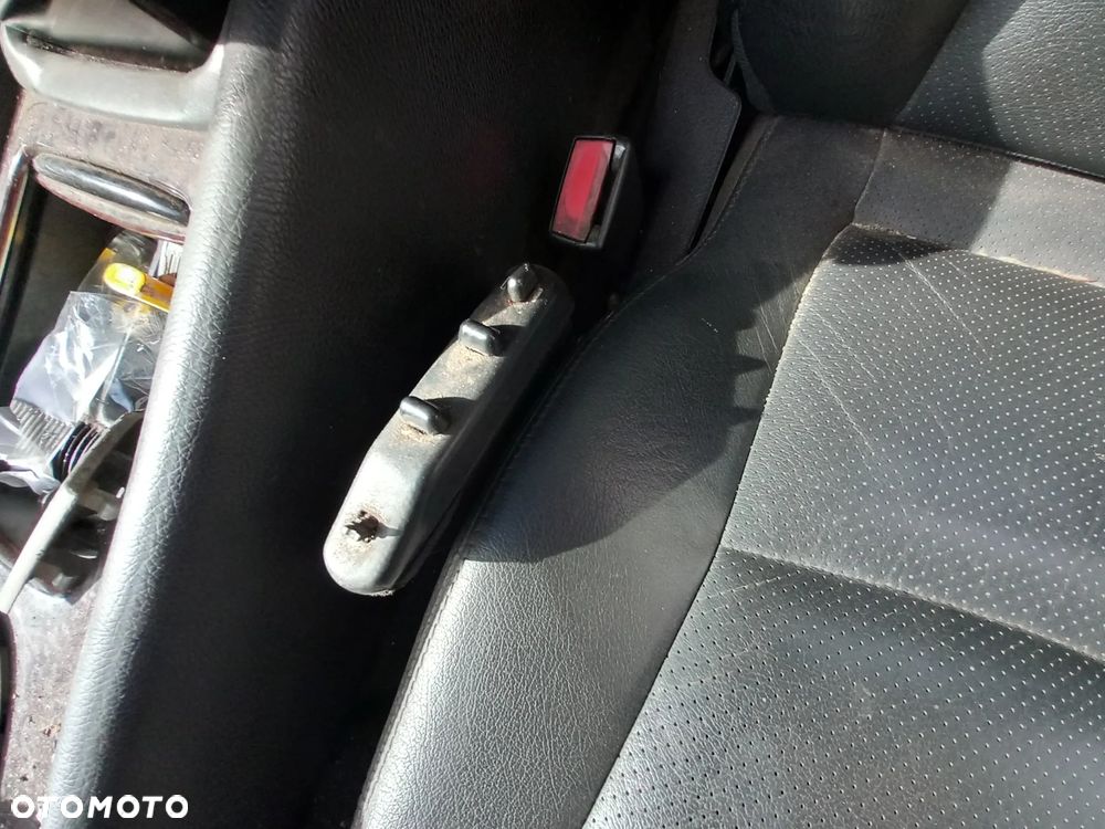 MERCEDES W203 C-KLASA FOTELE KANAPA KOMPLET SKÓRA POMPOWANY FOTEL KIEROWCY - 4