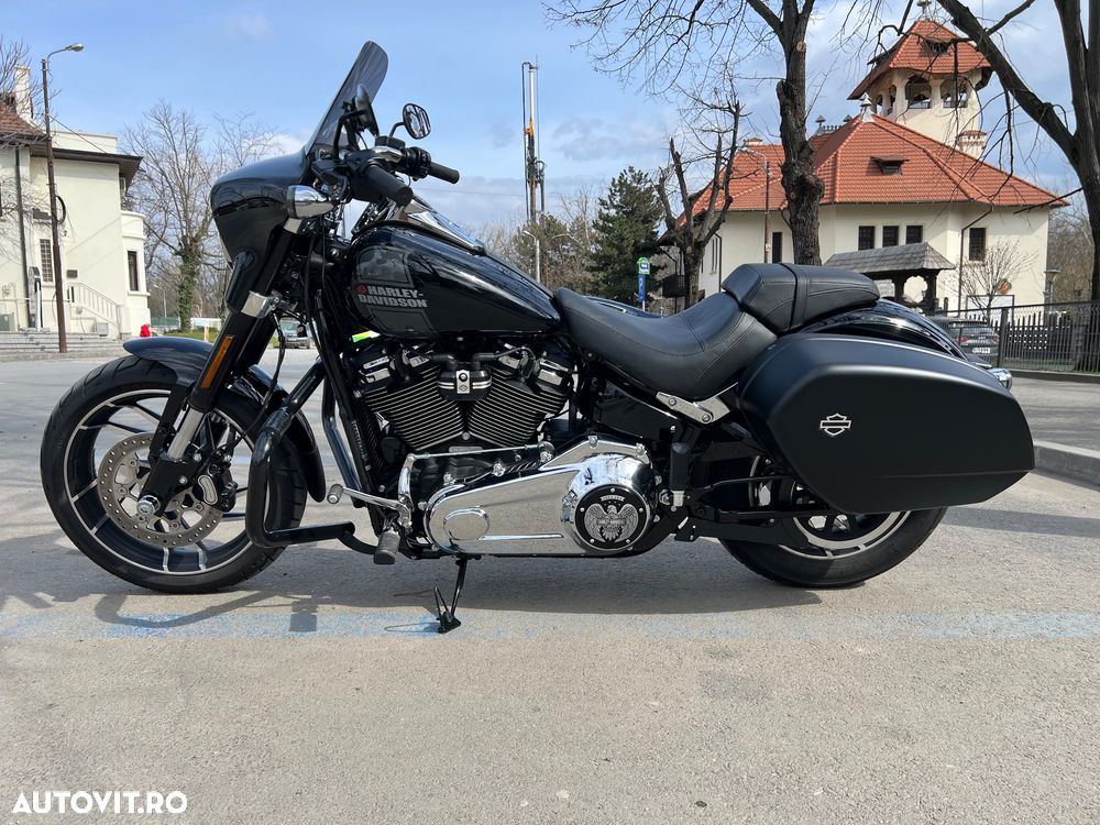 Harley-Davidson Sport Glide - 2