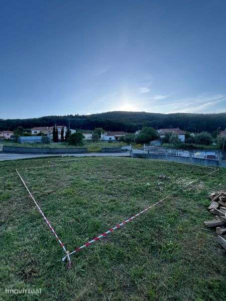 Terreno com Projeto em Loteamento – Góis - Grande imagem: 2/3