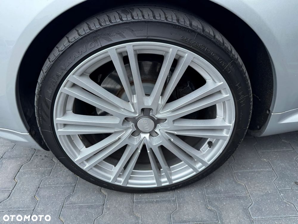 Audi A8 4.2 Quattro Langversion - 16