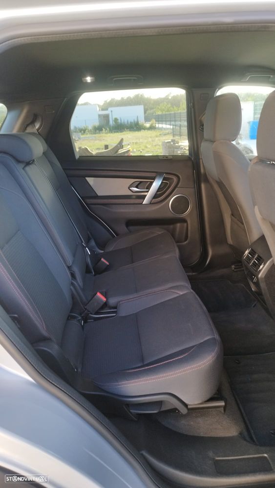 Land Rover Discovery Sport 2.0 eD4 R-Dynamic 7L - 8