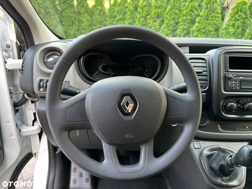 Renault Trafic - 14
