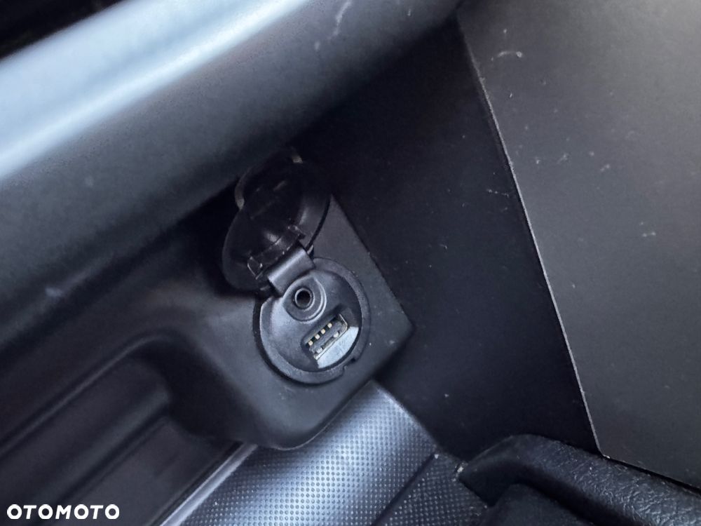 Peugeot 207 120 Sport - 28