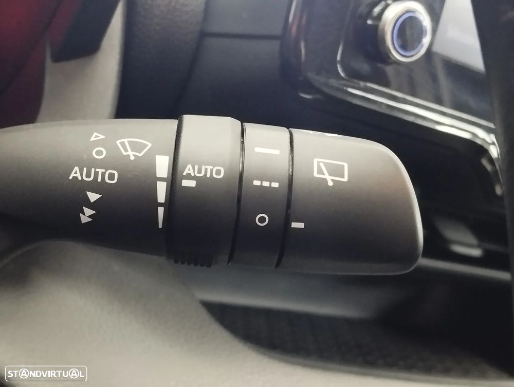 Toyota Yaris 1.5 HDF Comfort Plus - 20
