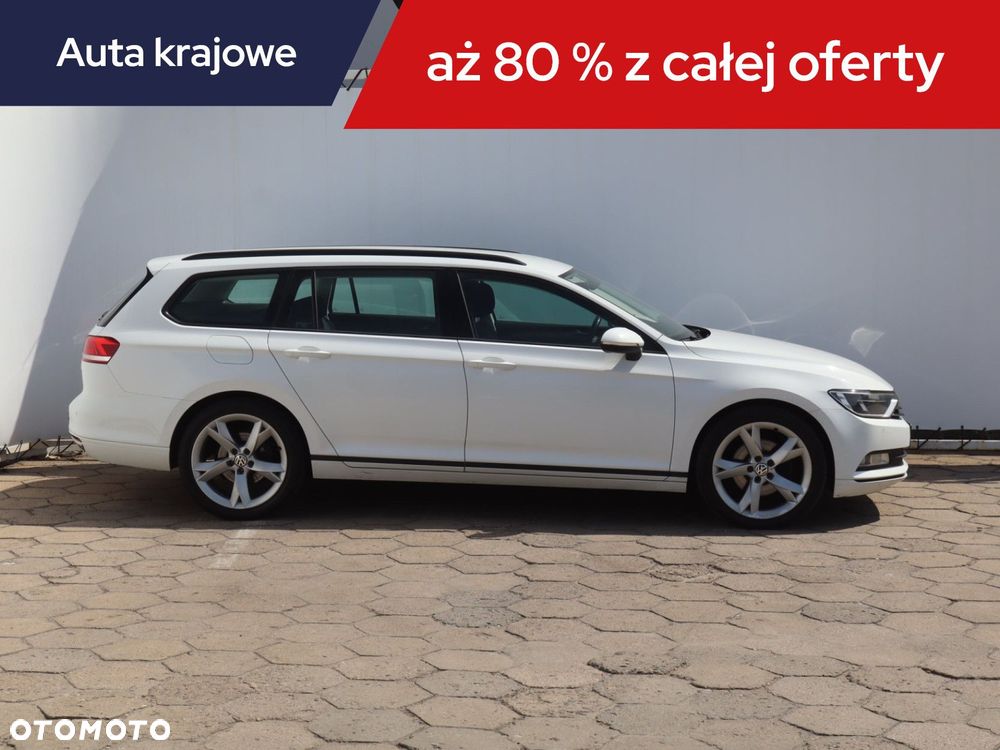 Volkswagen Passat Variant - 8